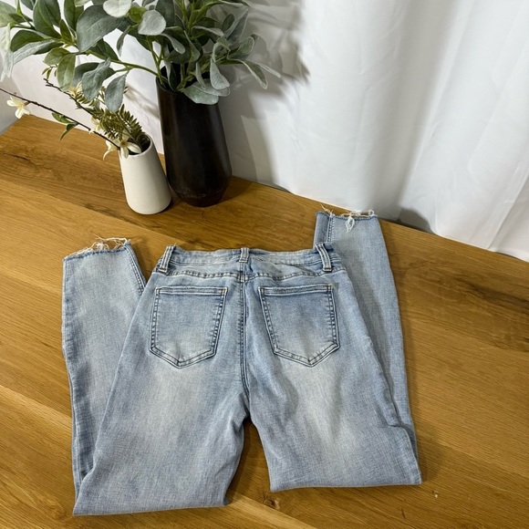 Pistola Scissor high waisted skinny jean, Light Blue distressed women’s size 27 - Picture 5 of 10